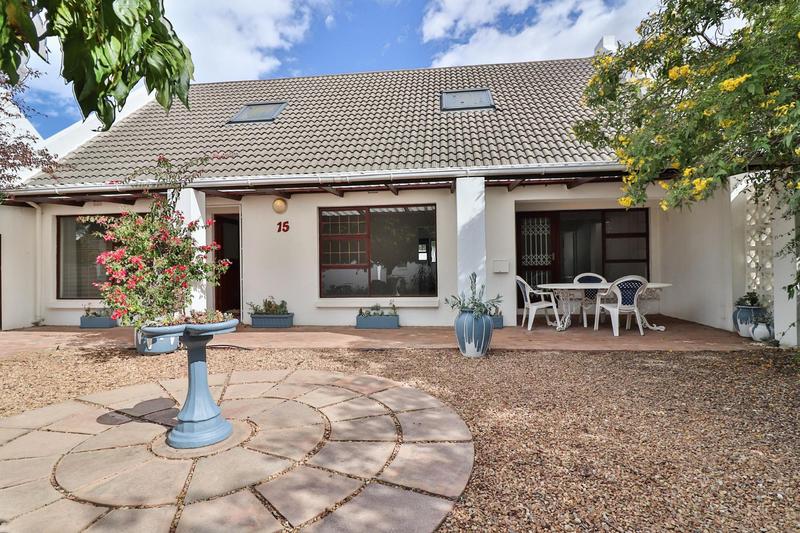 To Let 2 Bedroom Property for Rent in Durbanville Western Cape